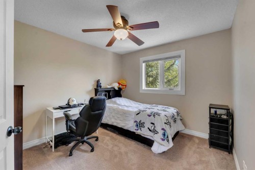33 Edgevalley Way Nw, Calgary, AB 