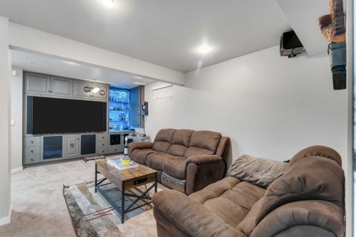 33 Edgevalley Way Nw, Calgary, AB 