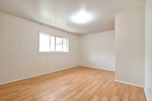 517 55 Avenue West, Claresholm, AB - Indoor Photo Showing Other Room