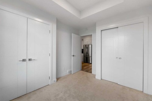 19645 48 Street Se, Calgary, AB - Indoor Photo Showing Other Room
