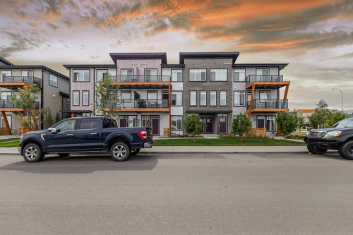 19645 48 Street Se, Calgary, AB - Outdoor