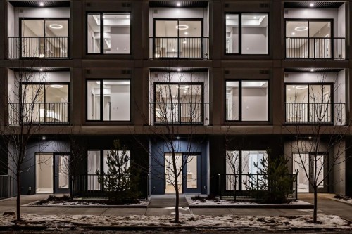 209-310 15 Avenue Sw, Calgary, AB - Indoor Photo Showing Other Room