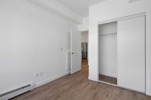 1314-6 Merganger Drive West, Chestermere, AB - Indoor Photo Showing Other Room