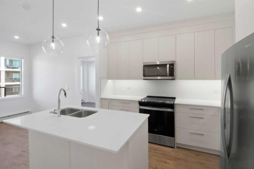 1314-6 Merganger Drive WEST Chestermere, AB T1X 2Y2