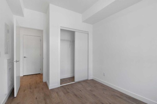1314-6 Merganger Drive West, Chestermere, AB - Indoor Photo Showing Other Room
