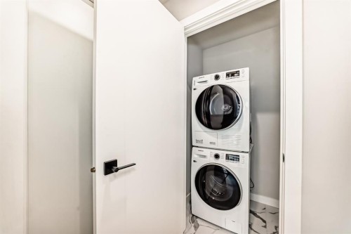 206-8375 Broadcast Avenue Sw, Calgary, AB 