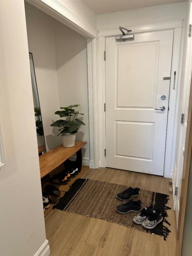 202-1777 1 Street Ne, Calgary, AB 