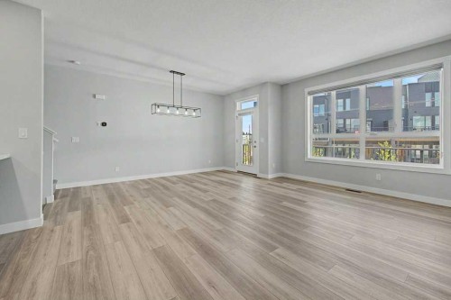 142 Sovereign Common Sw, Calgary, AB - Indoor