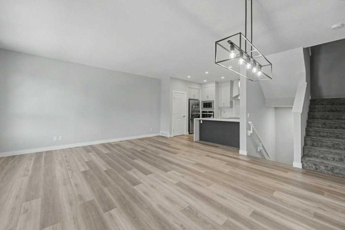 142 Sovereign Common Sw, Calgary, AB - Indoor