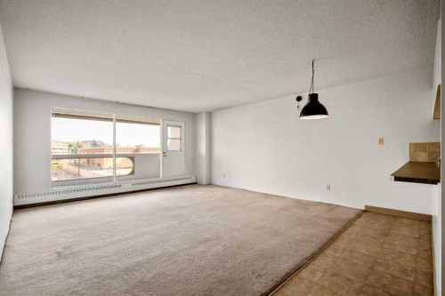 906-221 6 Avenue Se, Calgary, AB - Indoor Photo Showing Other Room