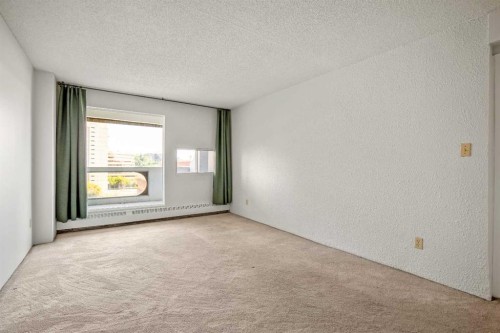 906-221 6 Avenue Se, Calgary, AB - Indoor Photo Showing Other Room