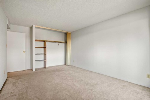 906-221 6 Avenue Se, Calgary, AB - Indoor Photo Showing Other Room