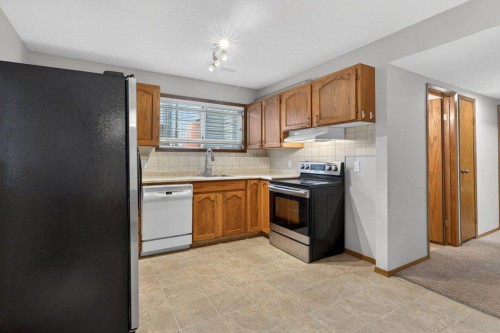 156 Rivercroft Close Se, Calgary, AB 