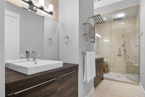 2415 25 Street Sw, Calgary, AB 