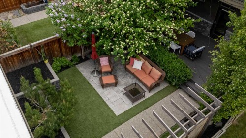 2415 25 Street Sw, Calgary, AB 