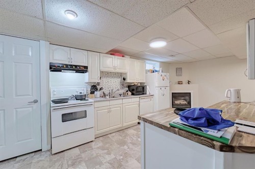 70 Elizabeth Way Se, Airdrie, AB 
