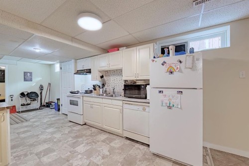 70 Elizabeth Way Se, Airdrie, AB 