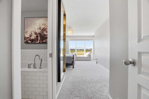 393 Masters Avenue Se, Calgary, AB - Indoor