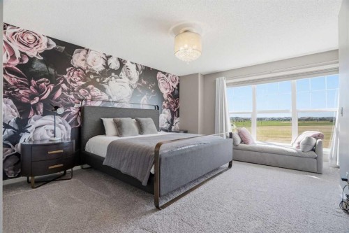 393 Masters Avenue Se, Calgary, AB - Indoor Photo Showing Bedroom