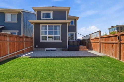 393 Masters Avenue Se, Calgary, AB - Outdoor