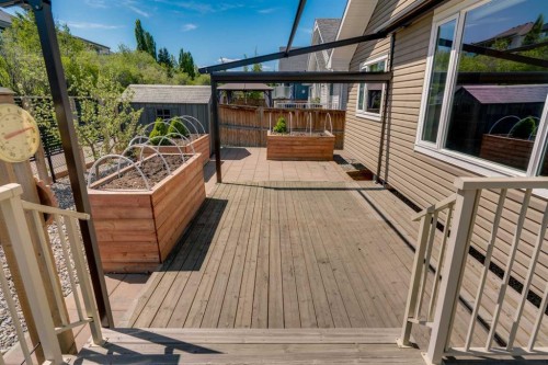 289 Riverwood Crescent, Diamond Valley, AB 