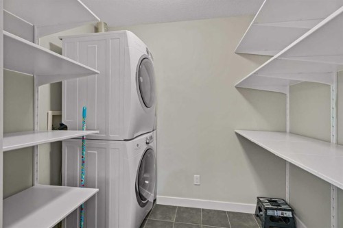 408-2300 Evanston Square Nw, Calgary, AB - Indoor Photo Showing Laundry Room