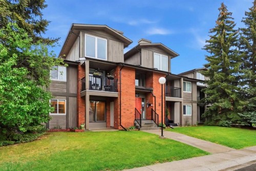 723-6400 Coach Hill Road SW Calgary, AB T3H 1L6