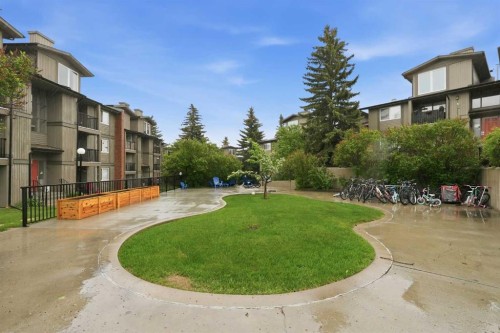 723-6400 Coach Hill Road Sw, Calgary, AB - Outdoor