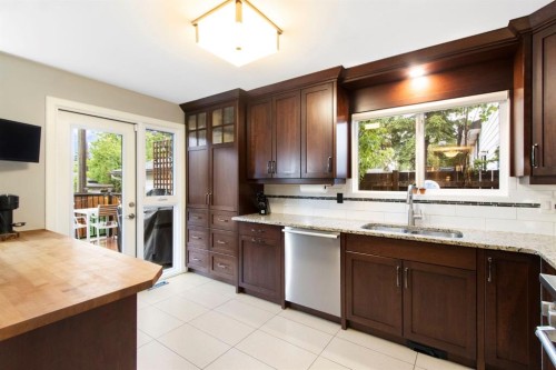 10504 Spadina Drive Sw, Calgary, AB 