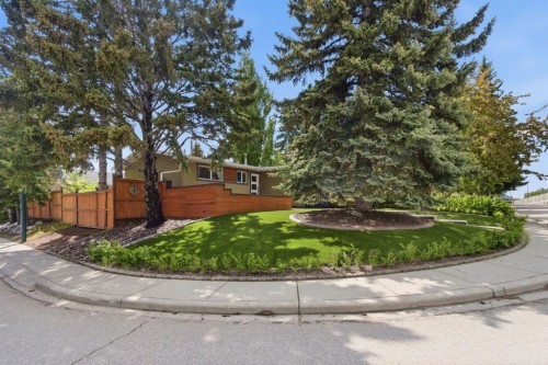 10504 Spadina Drive Sw, Calgary, AB 
