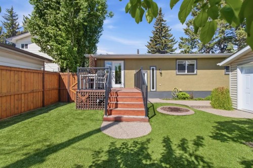 10504 Spadina Drive Sw, Calgary, AB 
