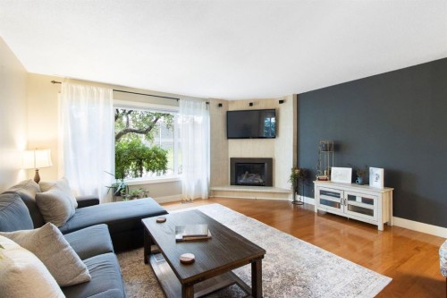 10504 Spadina Drive Sw, Calgary, AB 