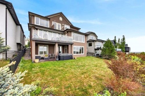 224 Springbluff Heights Sw, Calgary, AB 
