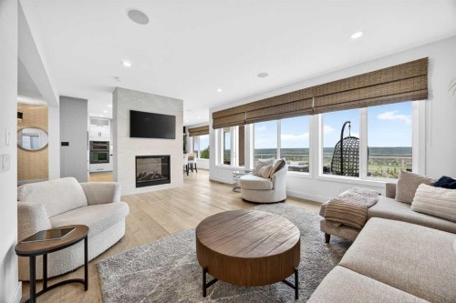 224 Springbluff Heights Sw, Calgary, AB 