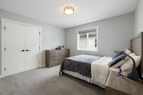 836 Edgefield Street, Strathmore, AB - Indoor Photo Showing Bedroom