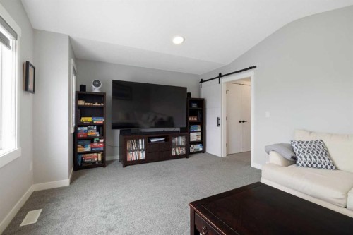 836 Edgefield Street, Strathmore, AB - Indoor Photo Showing Living Room