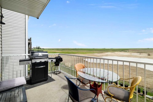 836 Edgefield Street, Strathmore, AB - Outdoor With Exterior