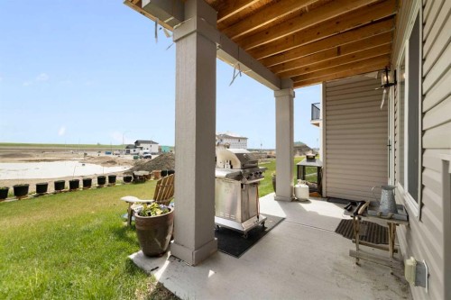 836 Edgefield Street, Strathmore, AB - Outdoor With Exterior