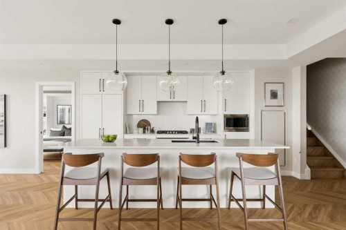 717-8505 Broadcast Avenue Sw, Calgary, AB - Indoor Photo Showing Kitchen With Upgraded Kitchen