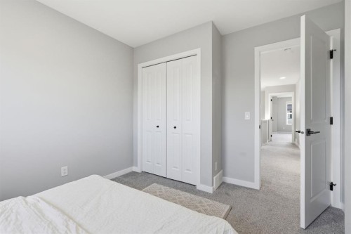 623 Savanna Crescent Ne, Calgary, AB 