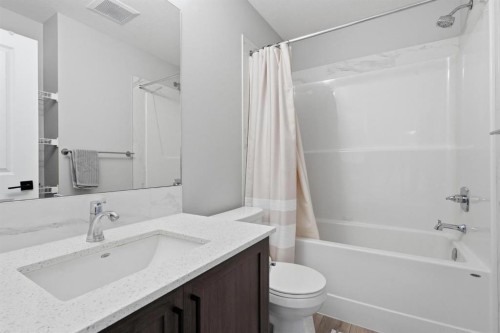 623 Savanna Crescent Ne, Calgary, AB 
