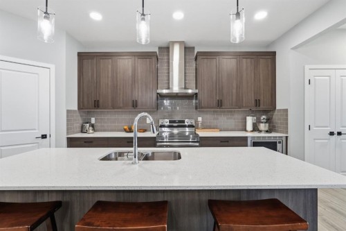 623 Savanna Crescent Ne, Calgary, AB 