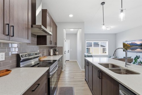 623 Savanna Crescent Ne, Calgary, AB 
