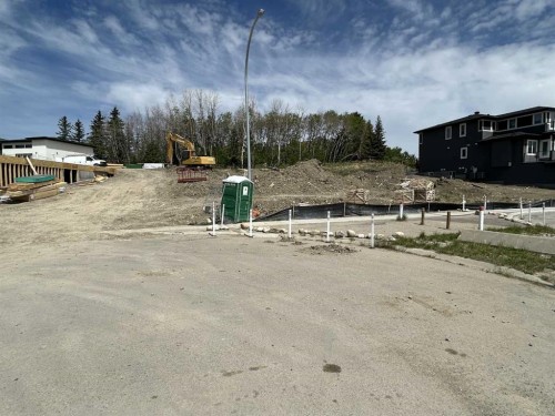 284 Rock Lake Drive Nw, Calgary, AB 
