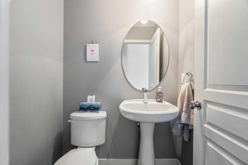 903-881 Sage Valley Boulevard, Calgary, AB - Indoor Photo Showing Bathroom