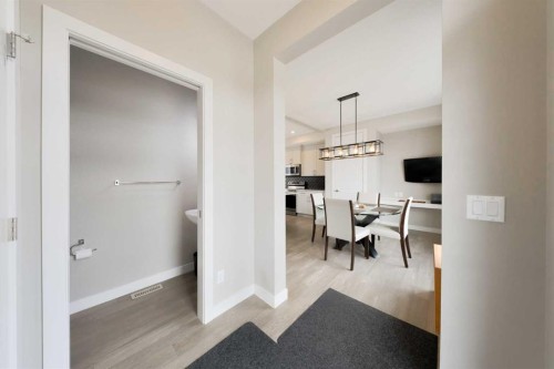41 Precedence Glen, Cochrane, AB - Indoor