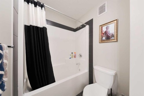41 Precedence Glen, Cochrane, AB - Indoor Photo Showing Bathroom