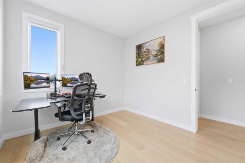 105 Rockhaven Green Nw, Calgary, AB 