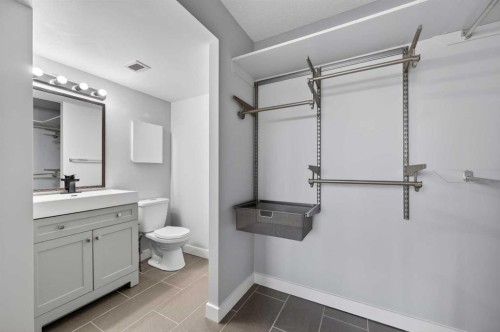902-145 Point Drive Nw, Calgary, AB - Indoor Photo Showing Bathroom