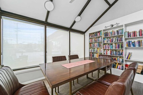 902-145 Point Drive Nw, Calgary, AB - Indoor Photo Showing Office